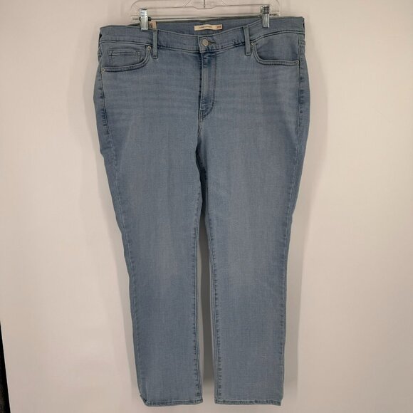 Levis Womens Classic Straight Mid Rise Jeans size 20W plus Denim lt wash new - Picture 4 of 16